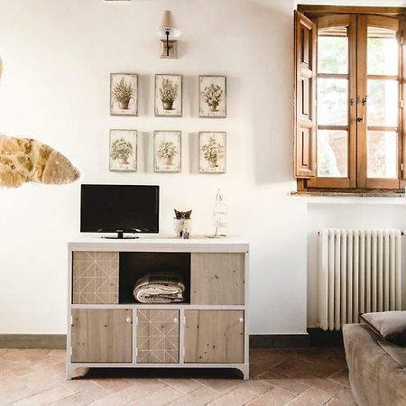 Il Fienile Di Tigliano Villa Vinci Exterior foto