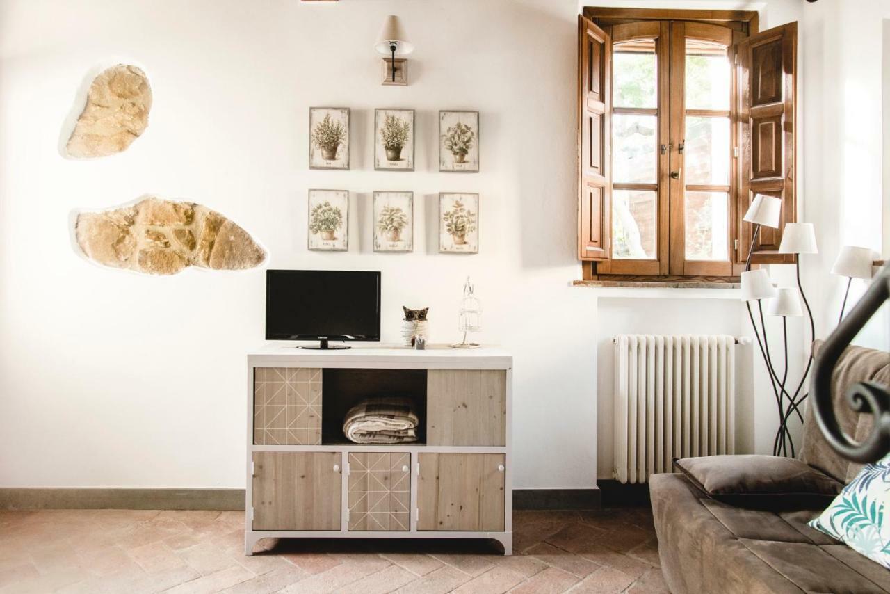 Il Fienile Di Tigliano Villa Vinci Exterior foto
