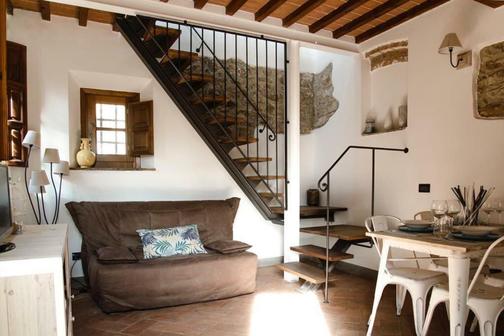 Il Fienile Di Tigliano Villa Vinci Exterior foto
